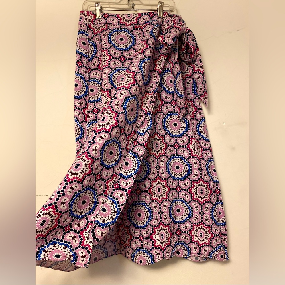 NWOT LOFT Summer Stand-Out Mosaic Wrap Skirt of Linen/Viscose